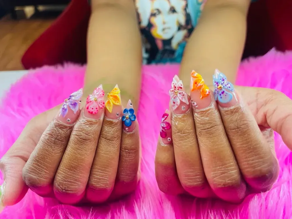 Luxury Nails & Spa — Nail salon in Greenwood